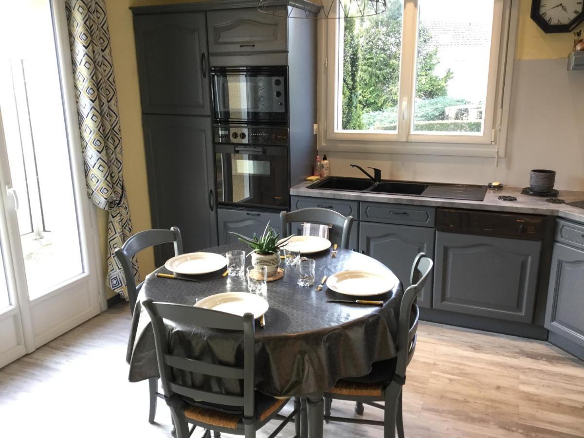 Coup De Coeur Assure ! Calm Comme A La Maison ! Maison Spacieuse Avec Grande Terrasse Pour 2 A 5 Personnes Proximite Granville Et Mer Avec Wifi Et Parking Gratuits Dış mekan fotoğraf