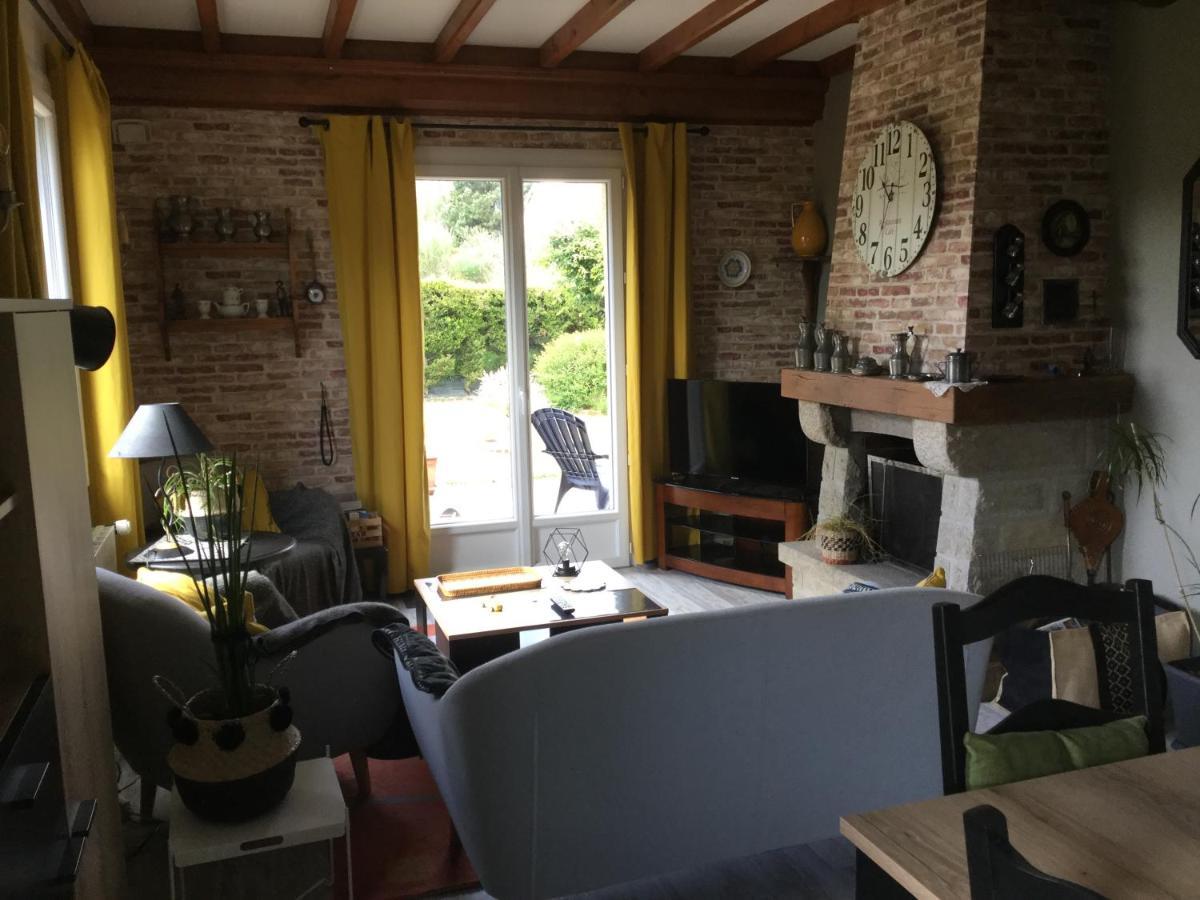 Coup De Coeur Assure ! Calm Comme A La Maison ! Maison Spacieuse Avec Grande Terrasse Pour 2 A 5 Personnes Proximite Granville Et Mer Avec Wifi Et Parking Gratuits Dış mekan fotoğraf