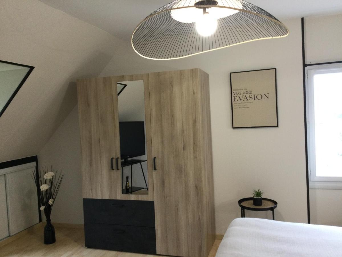 Coup De Coeur Assure ! Calm Comme A La Maison ! Maison Spacieuse Avec Grande Terrasse Pour 2 A 5 Personnes Proximite Granville Et Mer Avec Wifi Et Parking Gratuits Dış mekan fotoğraf