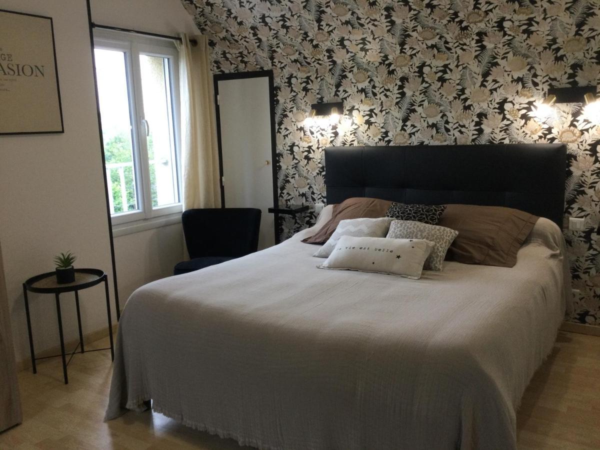 Coup De Coeur Assure ! Calm Comme A La Maison ! Maison Spacieuse Avec Grande Terrasse Pour 2 A 5 Personnes Proximite Granville Et Mer Avec Wifi Et Parking Gratuits Dış mekan fotoğraf