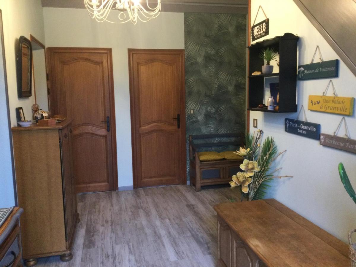 Coup De Coeur Assure ! Calm Comme A La Maison ! Maison Spacieuse Avec Grande Terrasse Pour 2 A 5 Personnes Proximite Granville Et Mer Avec Wifi Et Parking Gratuits Dış mekan fotoğraf